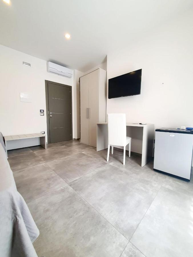 Marebed Apartments & Rooms Porto Cesareo Exterior foto