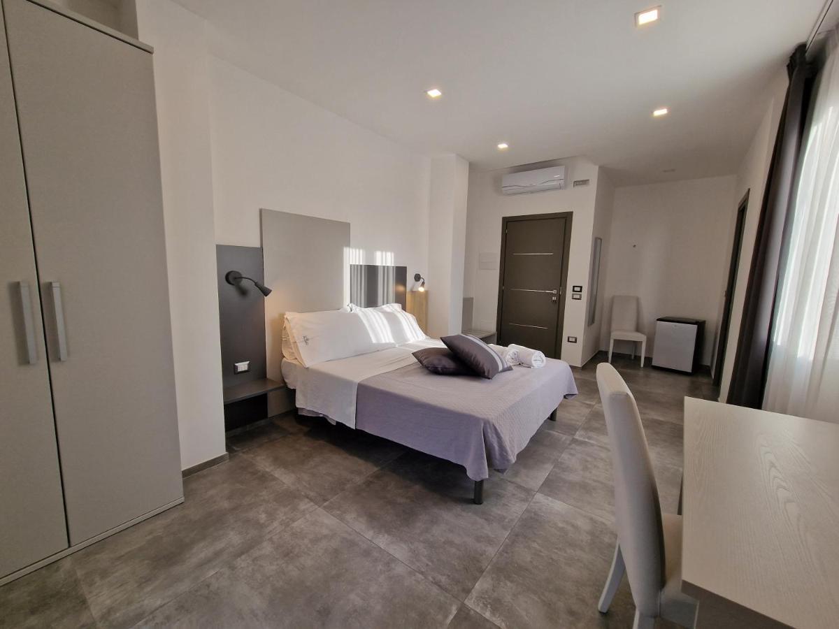 Marebed Apartments & Rooms Porto Cesareo Exterior foto