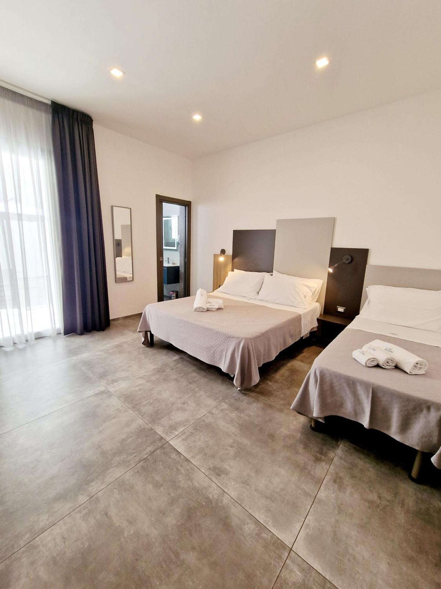 Marebed Apartments & Rooms Porto Cesareo Exterior foto