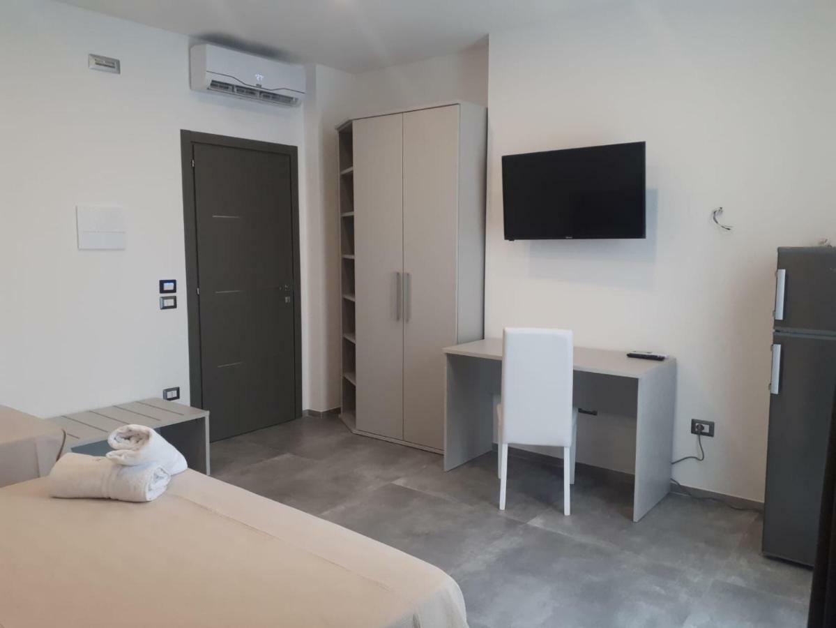 Marebed Apartments & Rooms Porto Cesareo Exterior foto